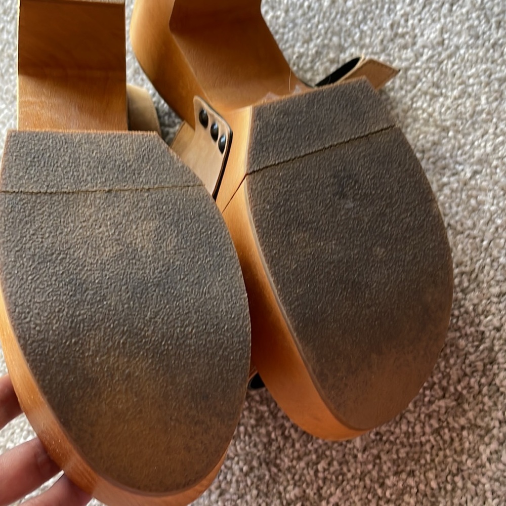 Robert Clergerie Suede Tassel Platform Wooden Sandals - Picture 10 of 16